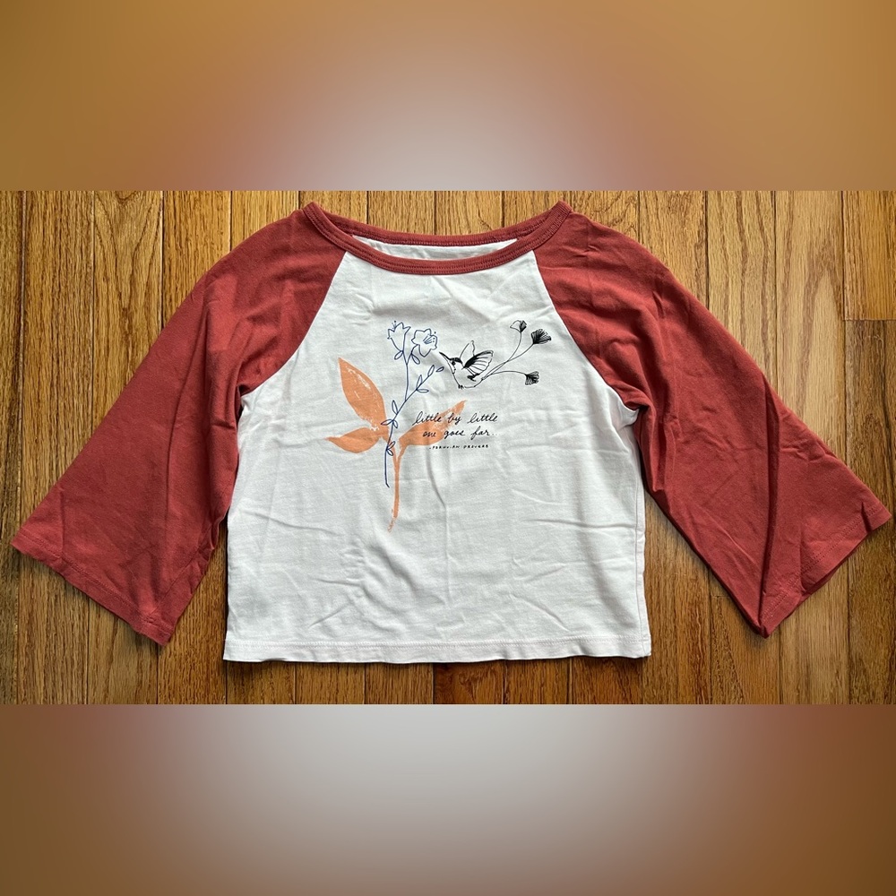 Tea Collection Humming Bird cropped top with wide 3/4 bell sleeves Girls size 7